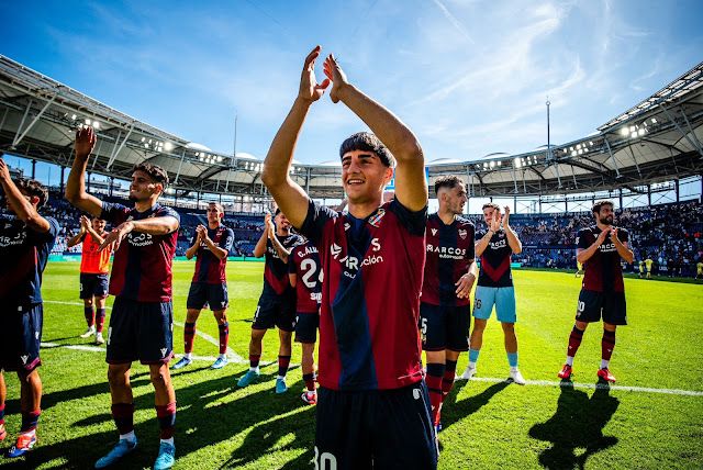 Víctor Fernández JR (Foto: Levante UD)