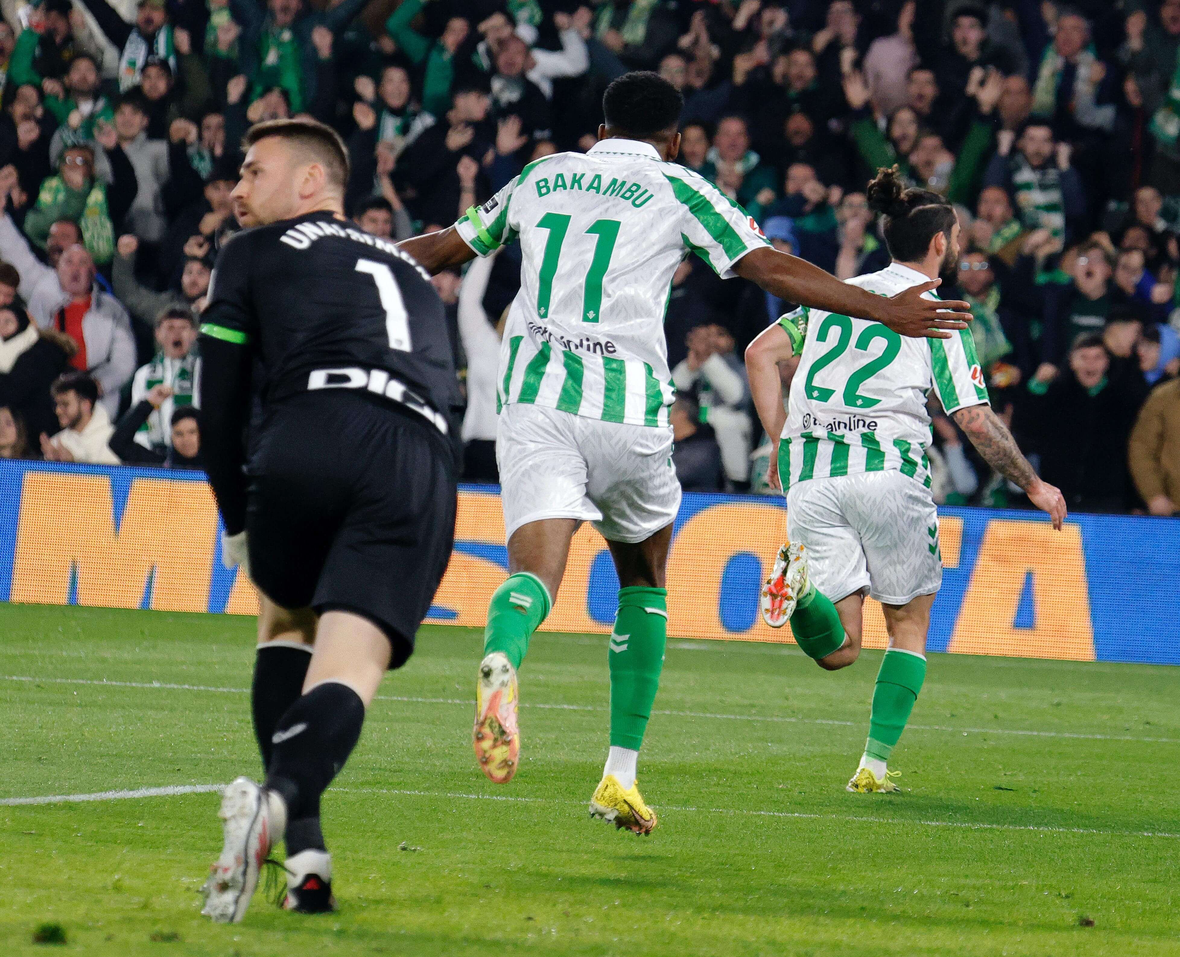  Isco celebra su gol al Athletic Club