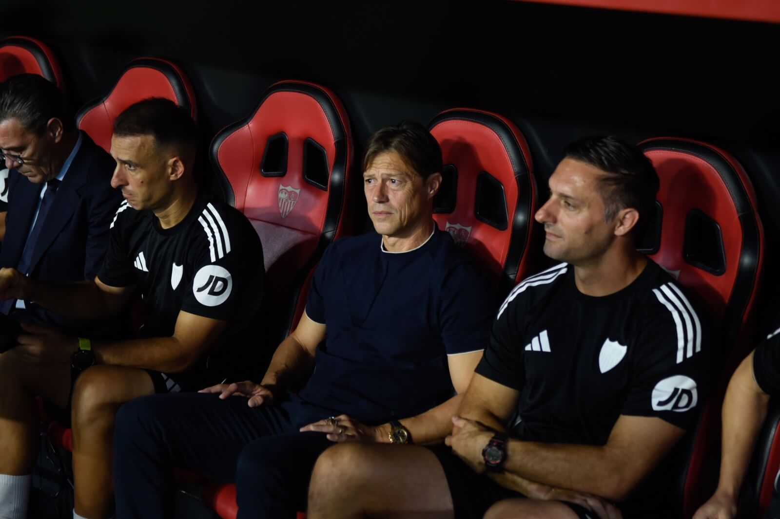  Matías Almeyda, en el Sevilla - Elche.
