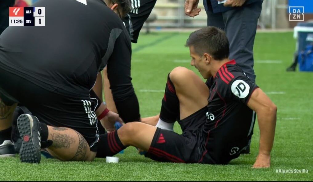 Alfon González, lesionado ante el Alavés.