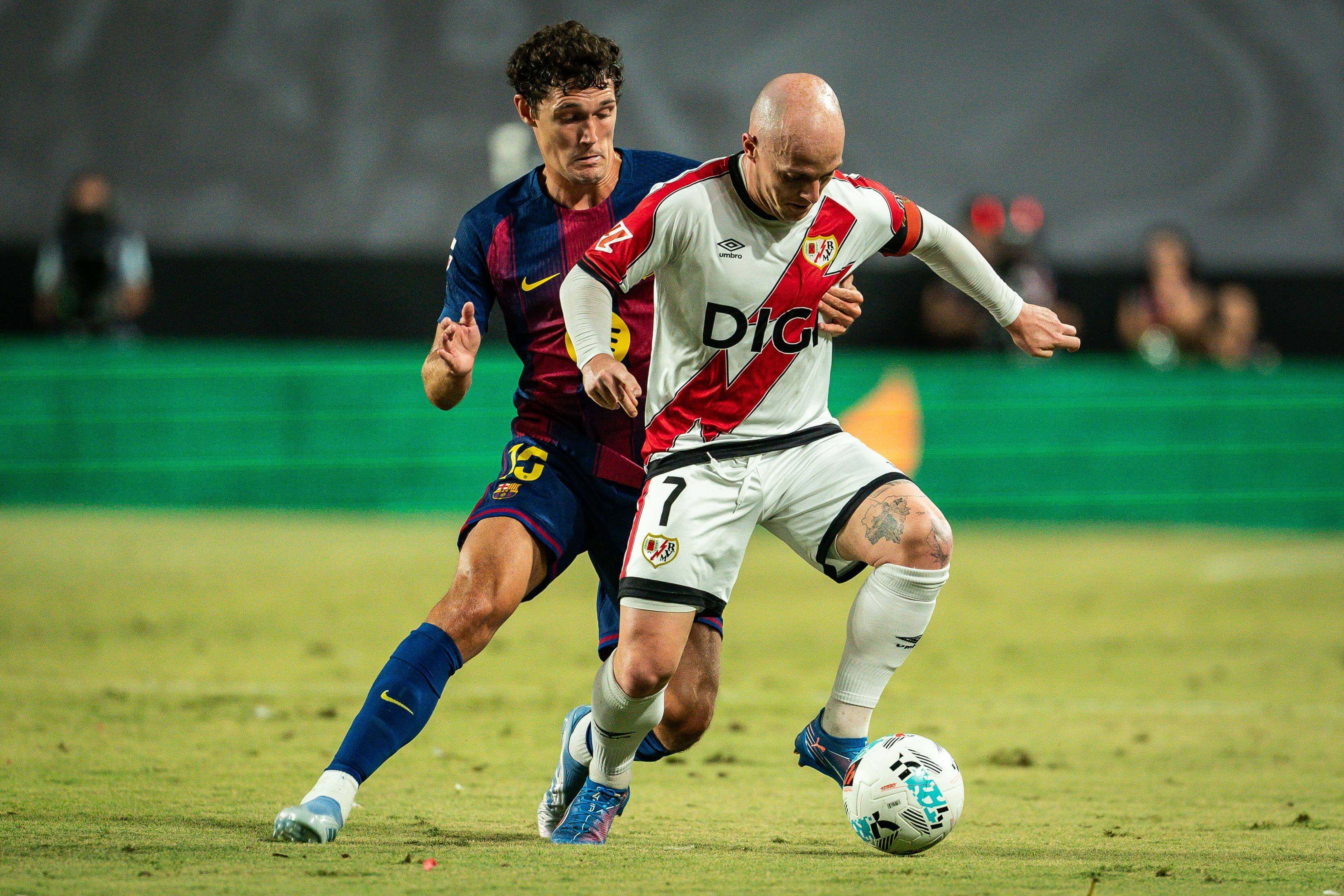  Isi Palazón ante el Barcelona (Cordon Press)