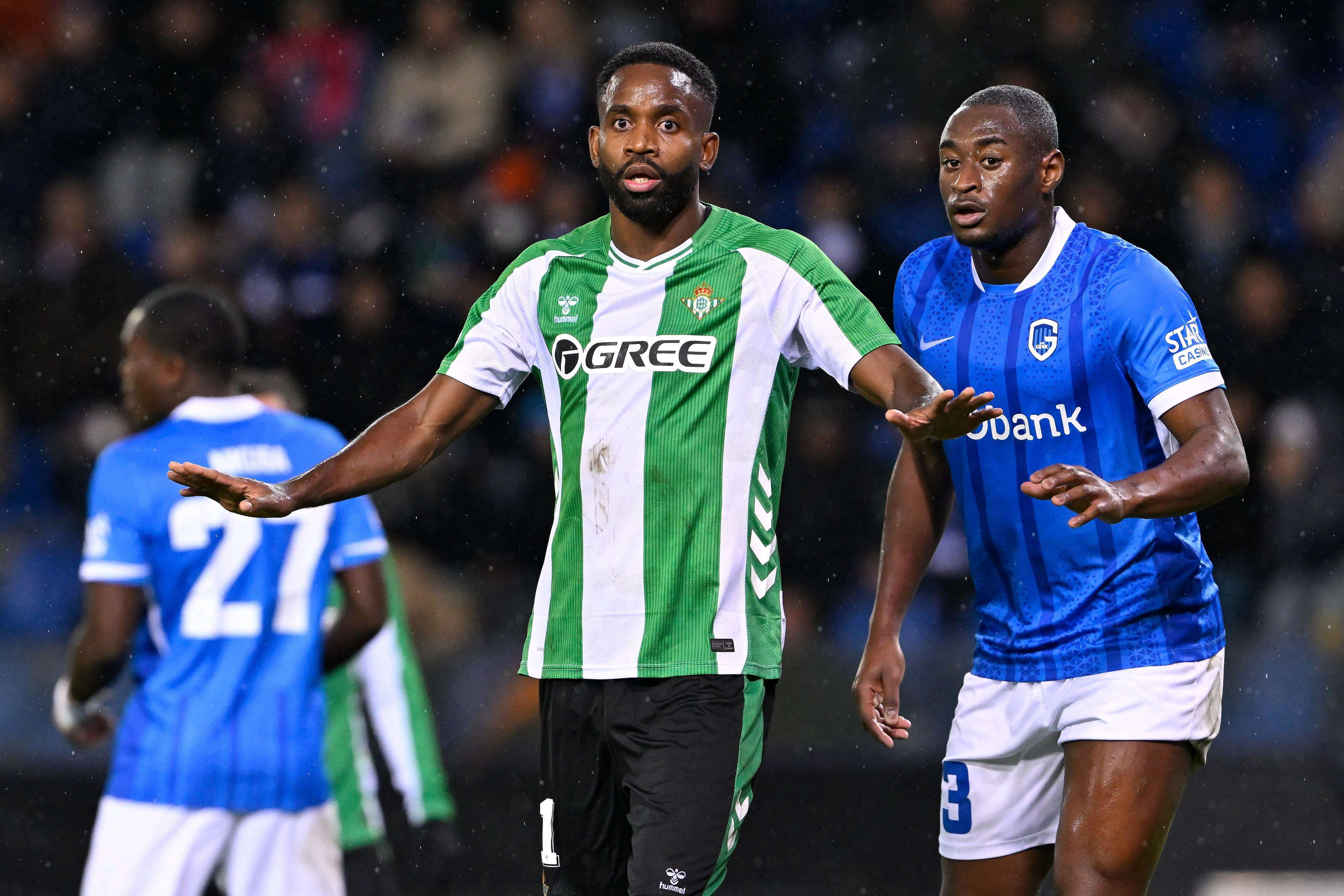 Cedric Bakambu, ante el Genk (Foto: Cordon Press).