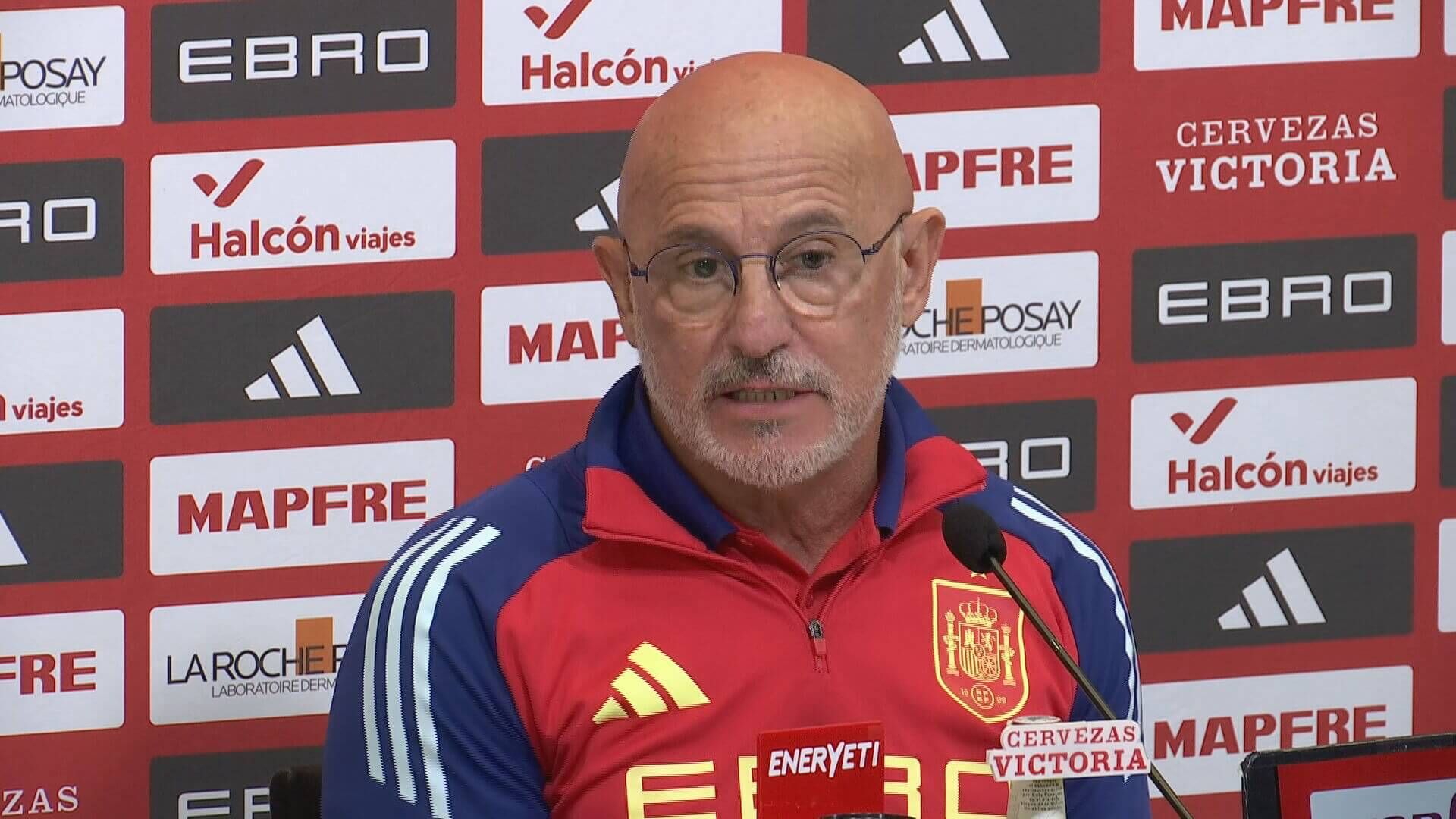  Luis de la Fuente, en rueda de prensa