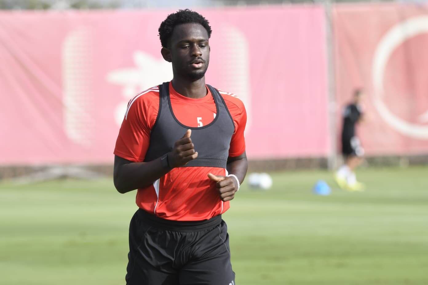 Tanguy Nianzou, en el entrenamiento de este miércoles.