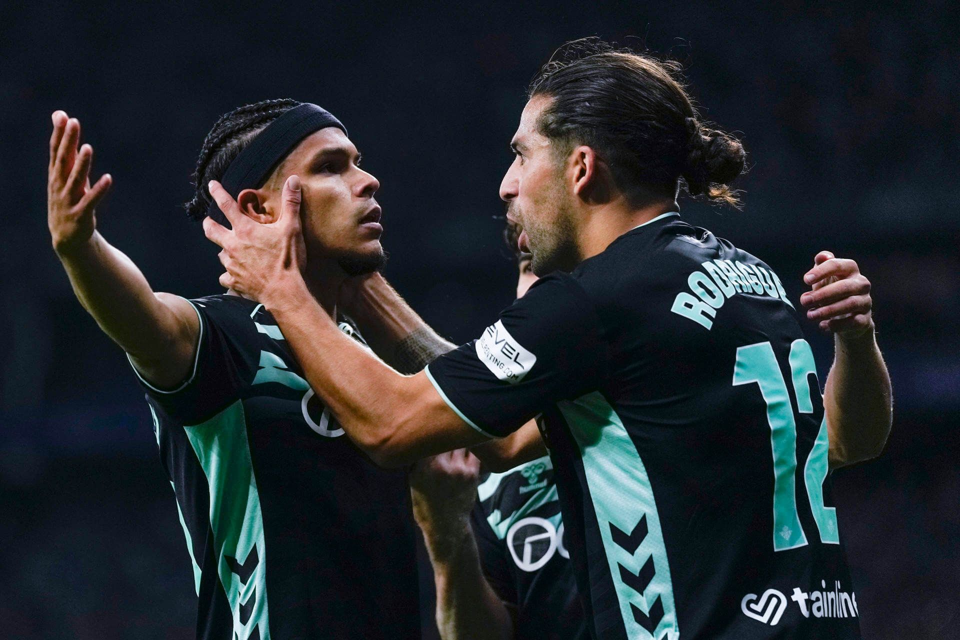 Cucho Hernández celebra su gol al Espanyol