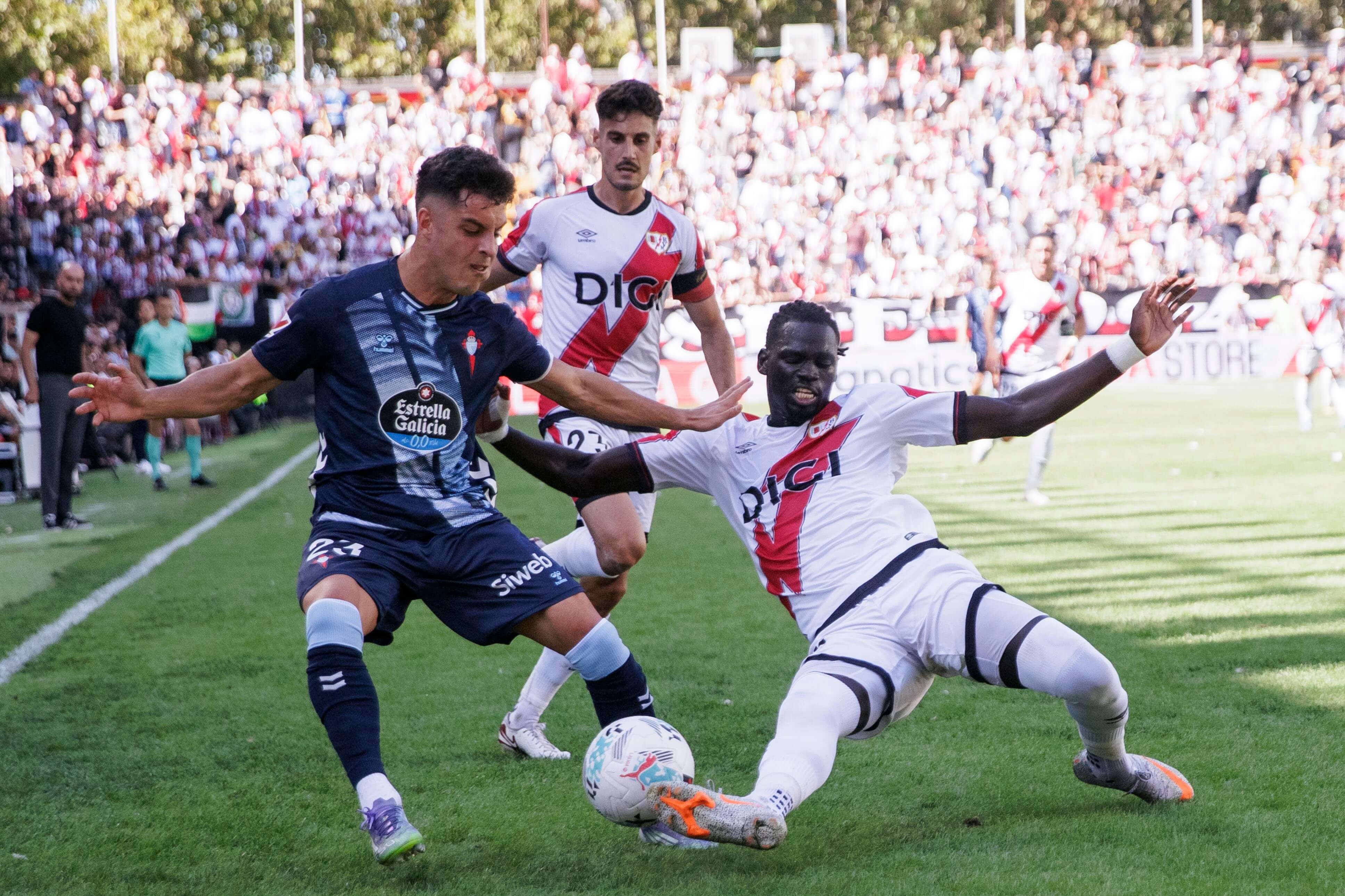  Pathé Ciss entra a Hugo Álvarez en el Rayo - Celta.