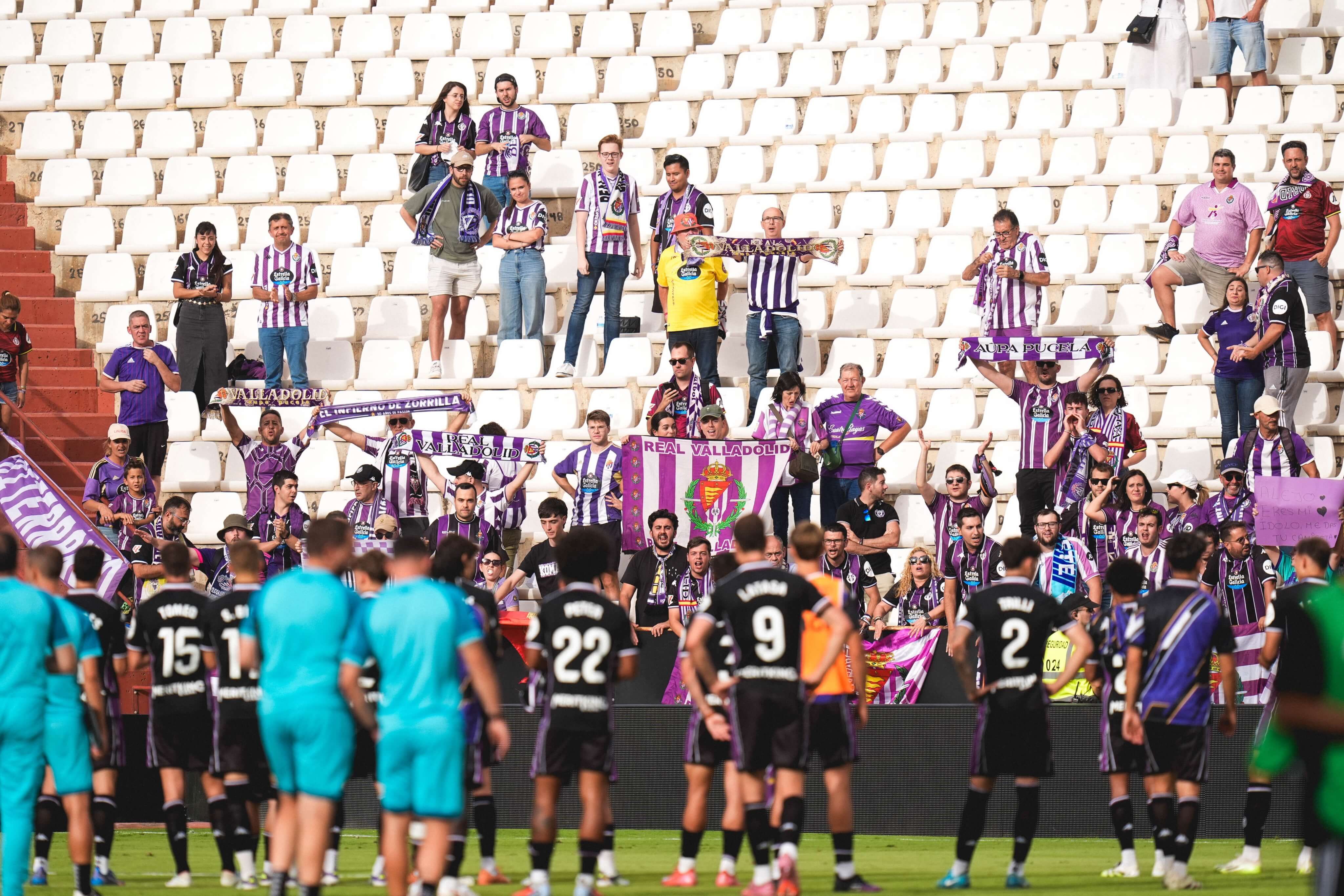 Afición del Real Valladolid en el Carlos Belmonte.