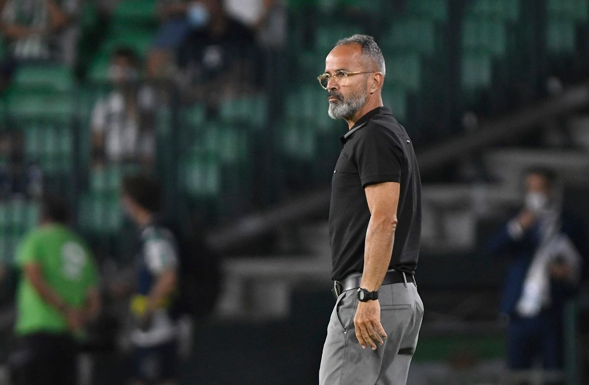  Álvaro Cervera, durante el Betis-Cádiz.