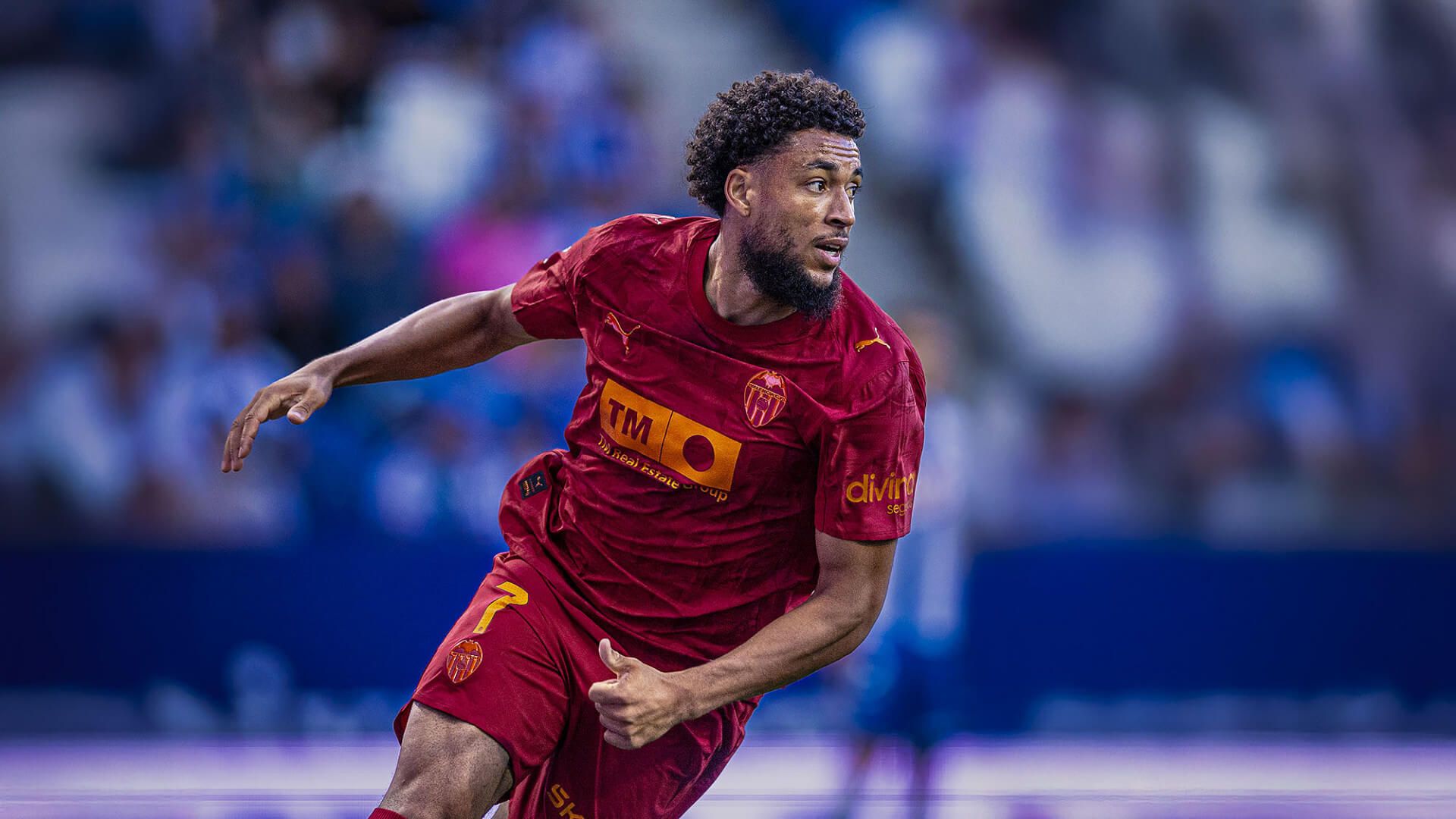 Arnaut Danjuma ante el Espanyol