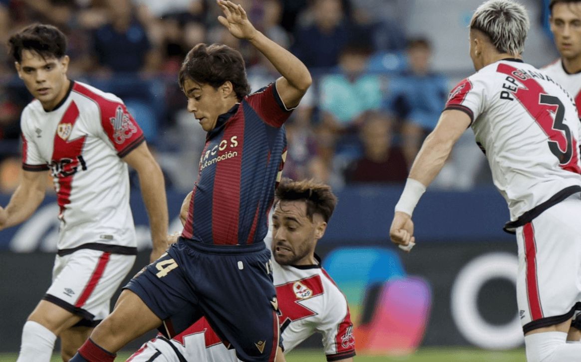  Carlos Álvarez ante el Rayo