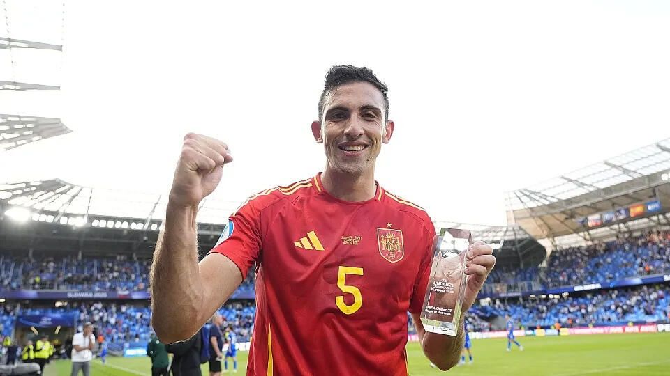  César Tárrega con la selección