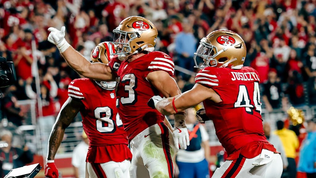 Christian McCaffrey celebrando su touchdown (Instagram: @49ers)