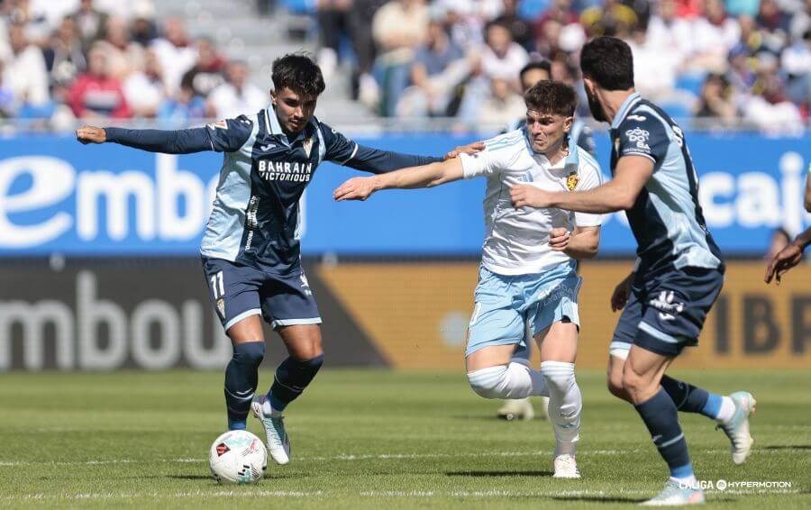  Jugada del Real Zaragoza-Córdoba (FOTO: LALIGA).