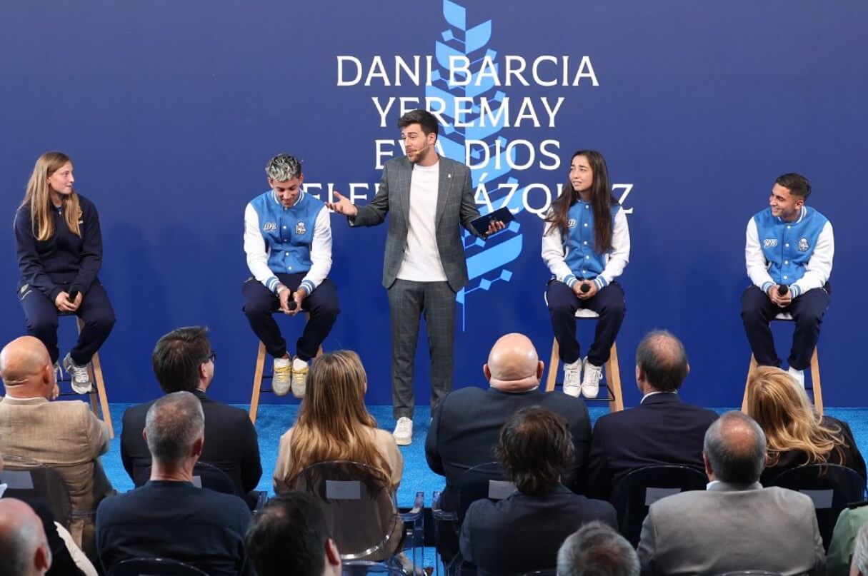  Elena Vázquez, Dani Barcia, Rodrigo Vázquez, Eva Dios y Yeremay Hernández.