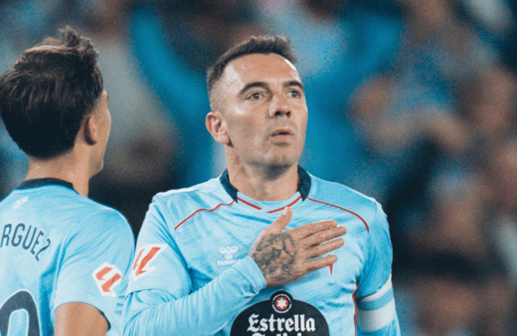 Iago Aspas celebra su gol en su partido 533.