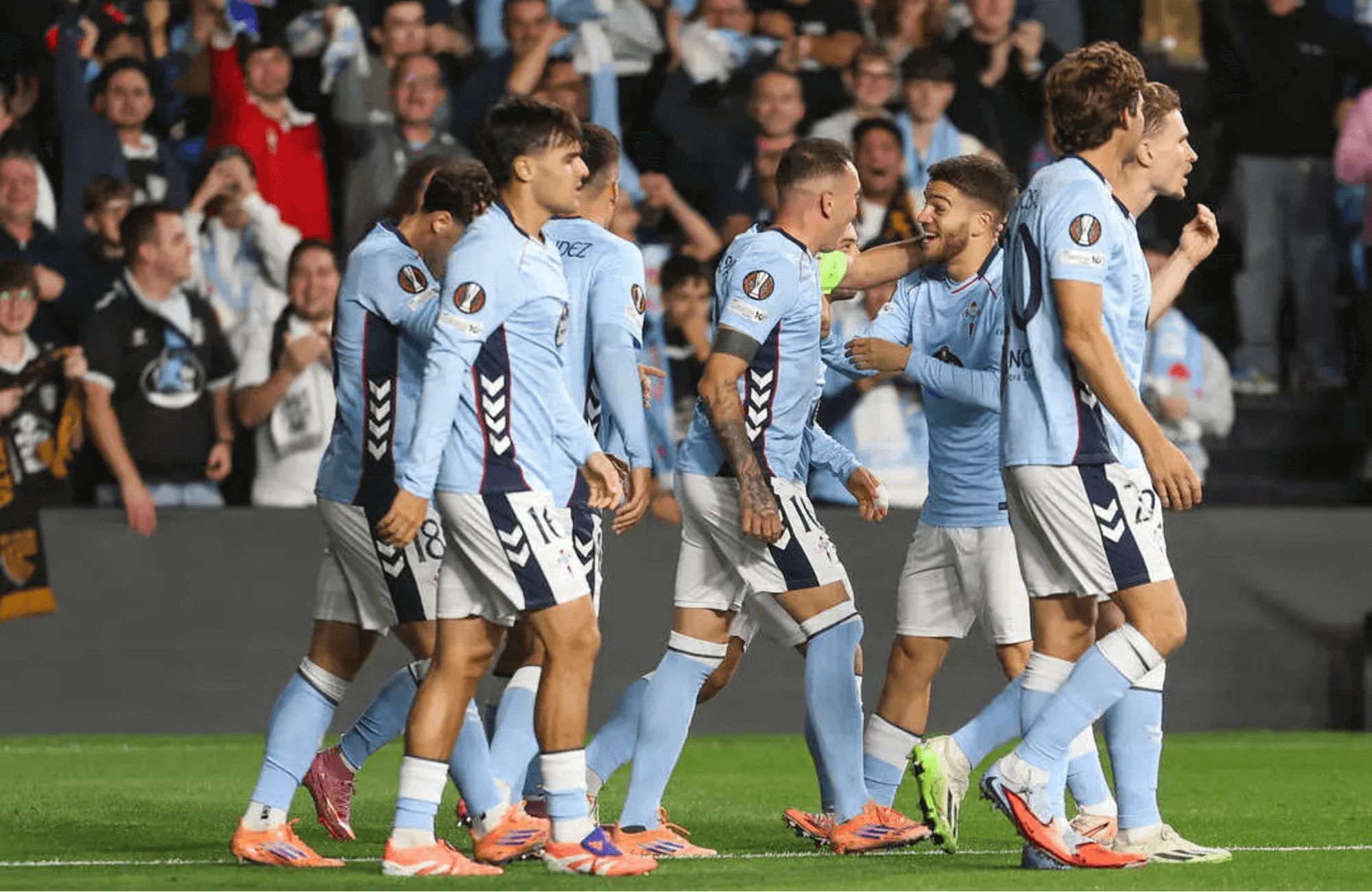  El Celta celebra un gol ante el Niza.