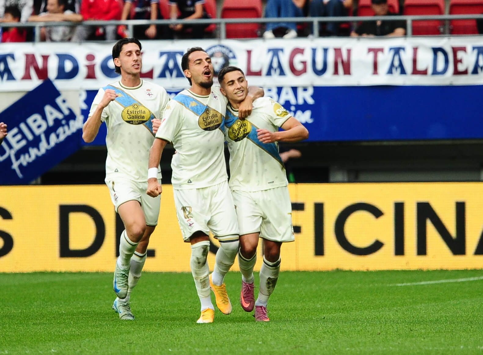 Yeremay celebra su gol en el Eibar-Deportivo.