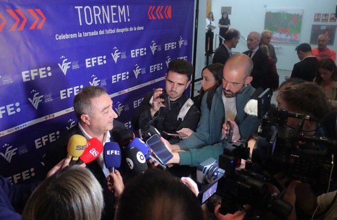  El fútbol valenciano celebra su recuperación tras la DANA