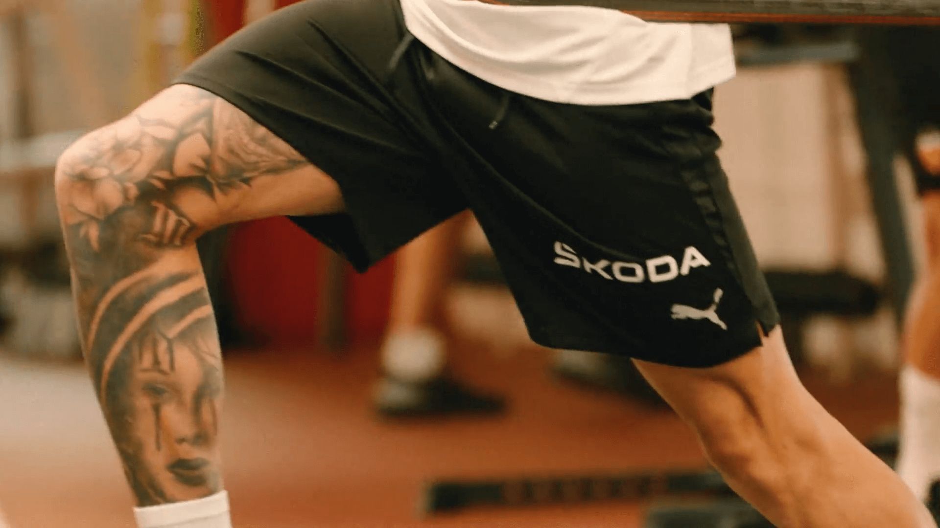 El Valencia CF renueva con el sponsor de su pantalón