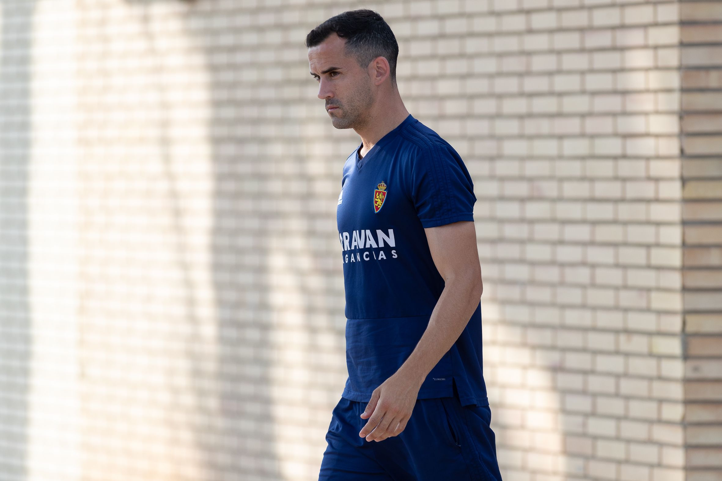 Miguel Linares en un entrenamiento del Real Zaragoza en la Ciudad Deportiva.