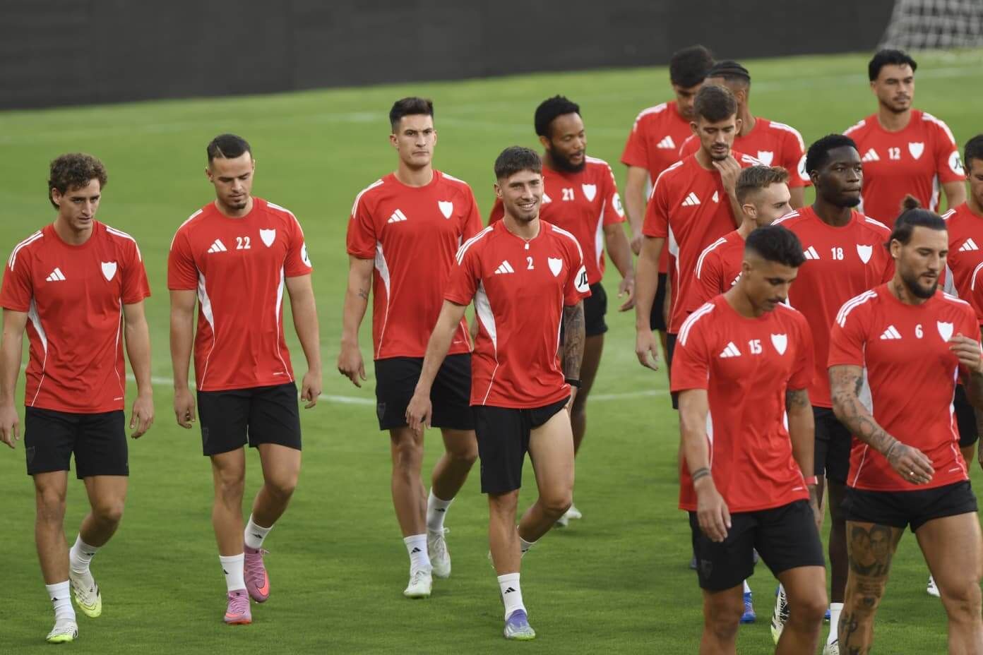  Los jugadores del Sevilla, entrenando en el Sánchez-Pizjuán.