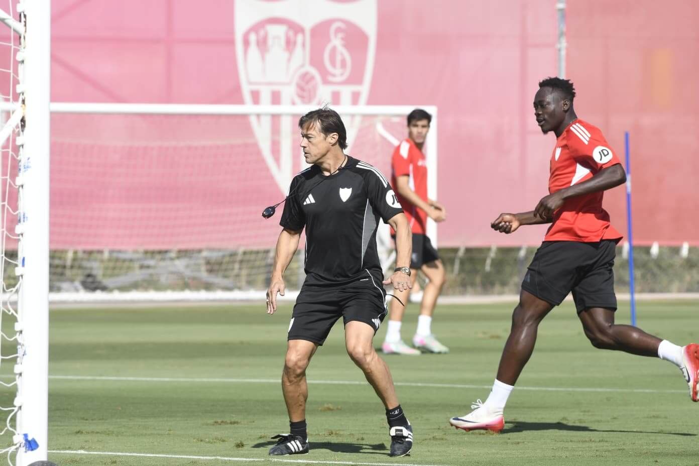  Almeyda, en el entrenamiento del viernes.