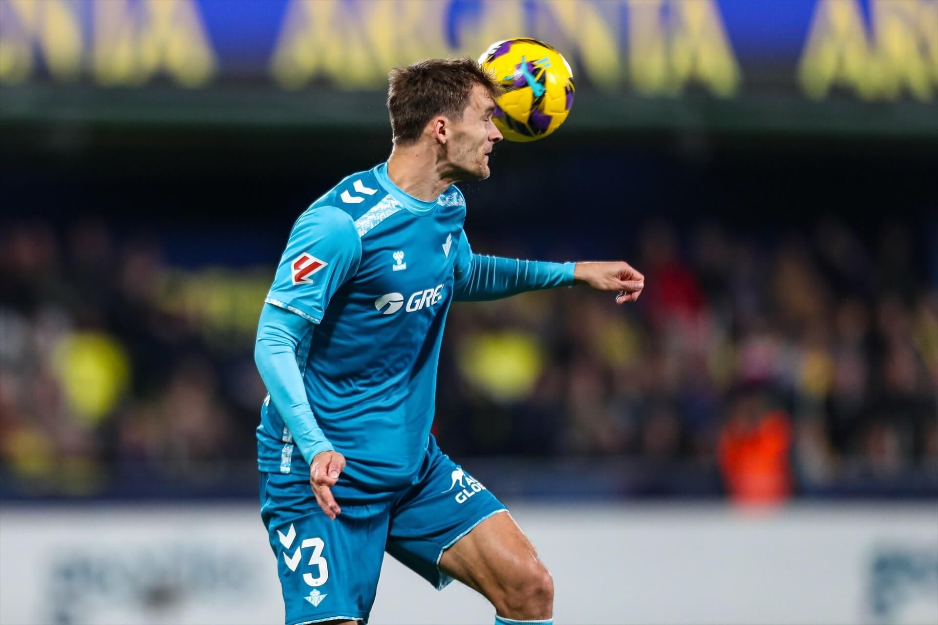  Diego Llorente, ante el Villarreal