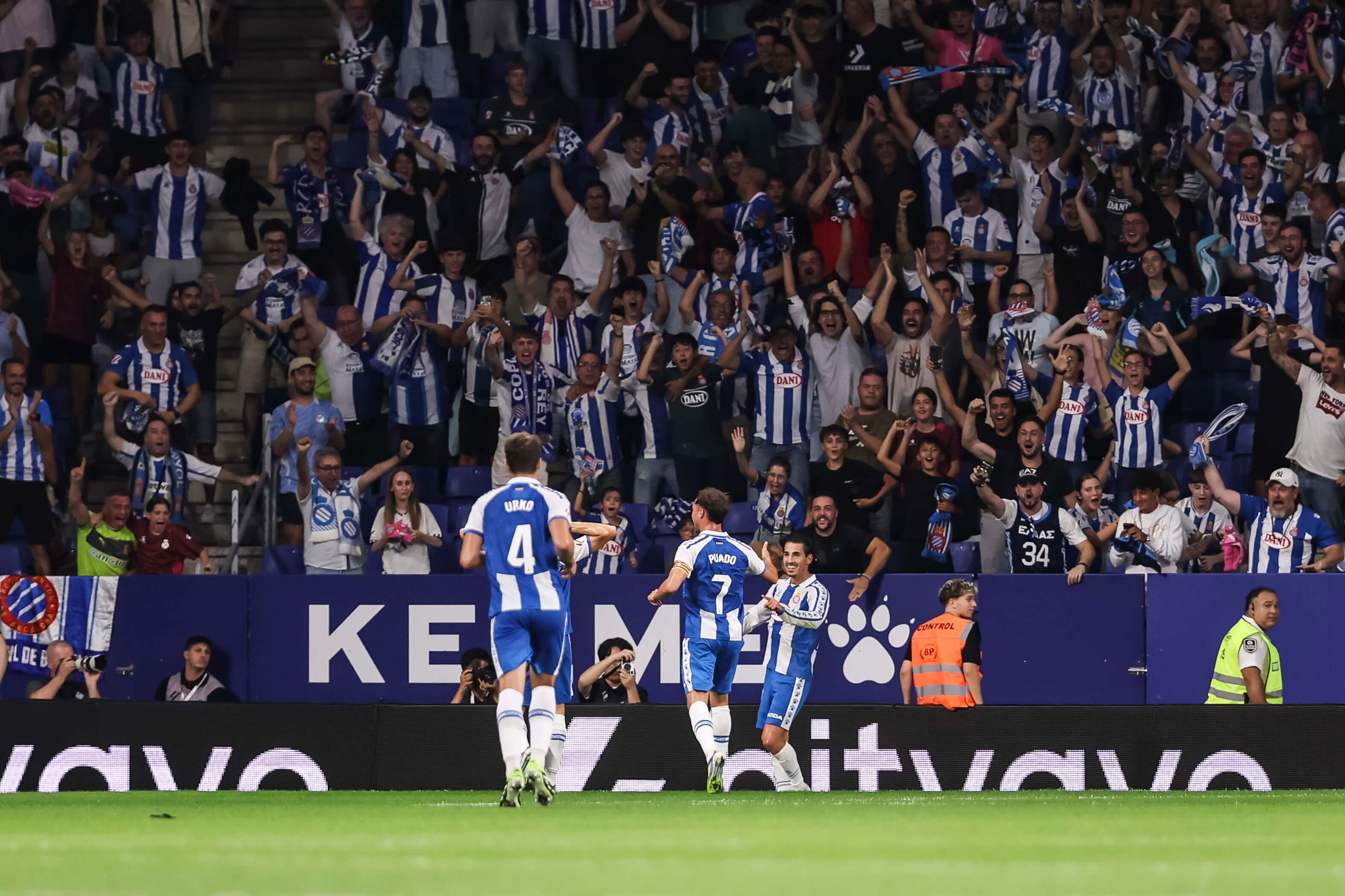  Pere Milla celebrando su gol contra el Mallorca (Europa Press)
