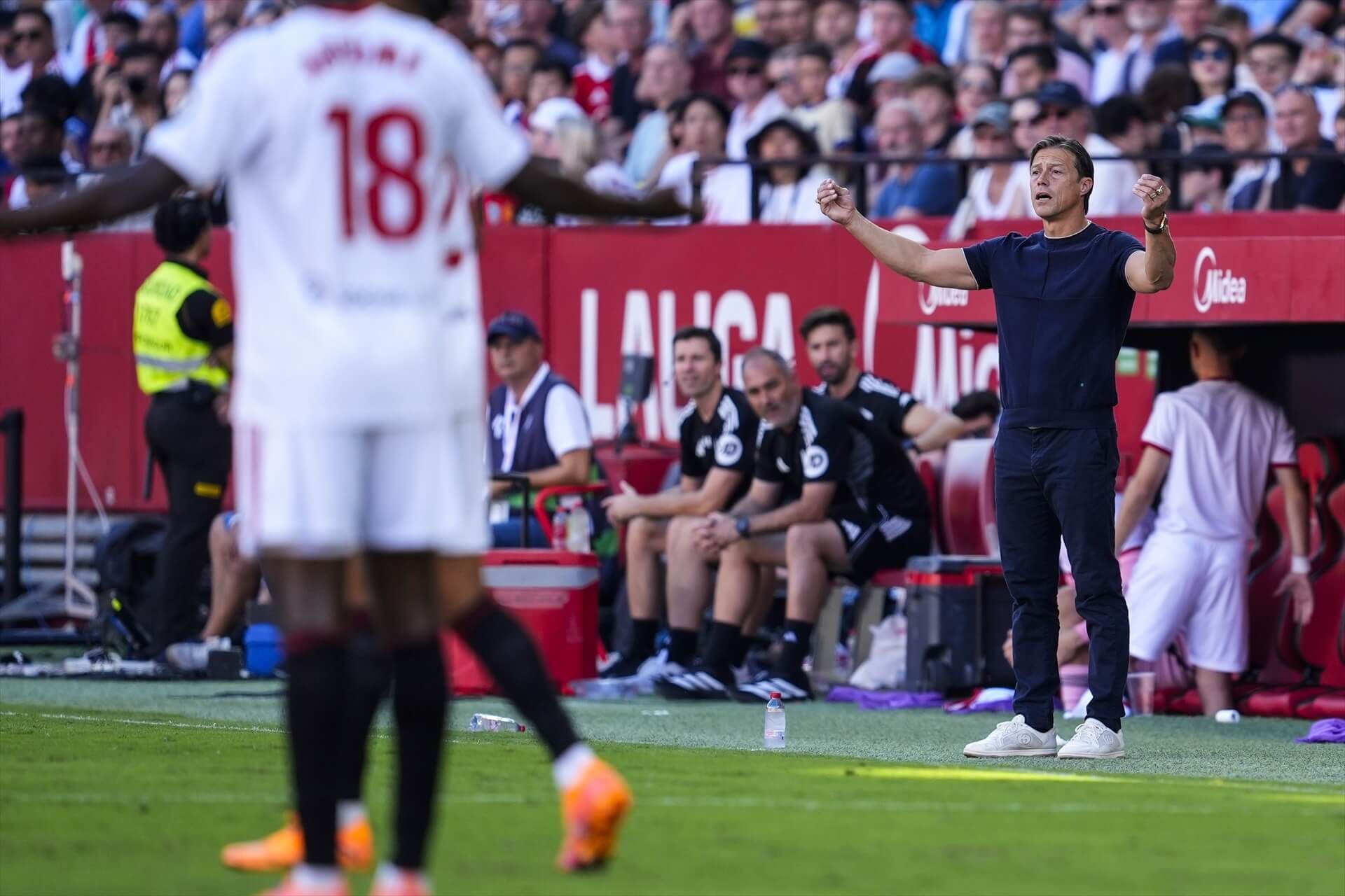  Matías Almeyda en el partido contra el Barça
