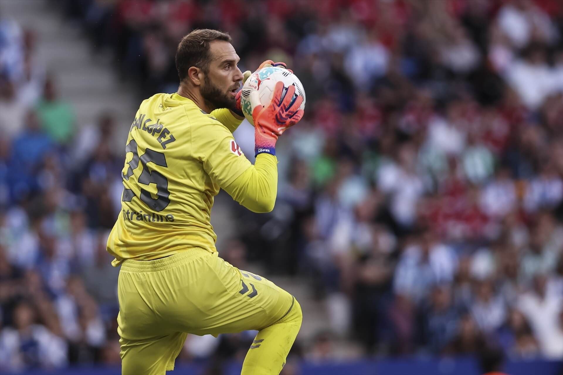  Pau López, ante el Espanyol