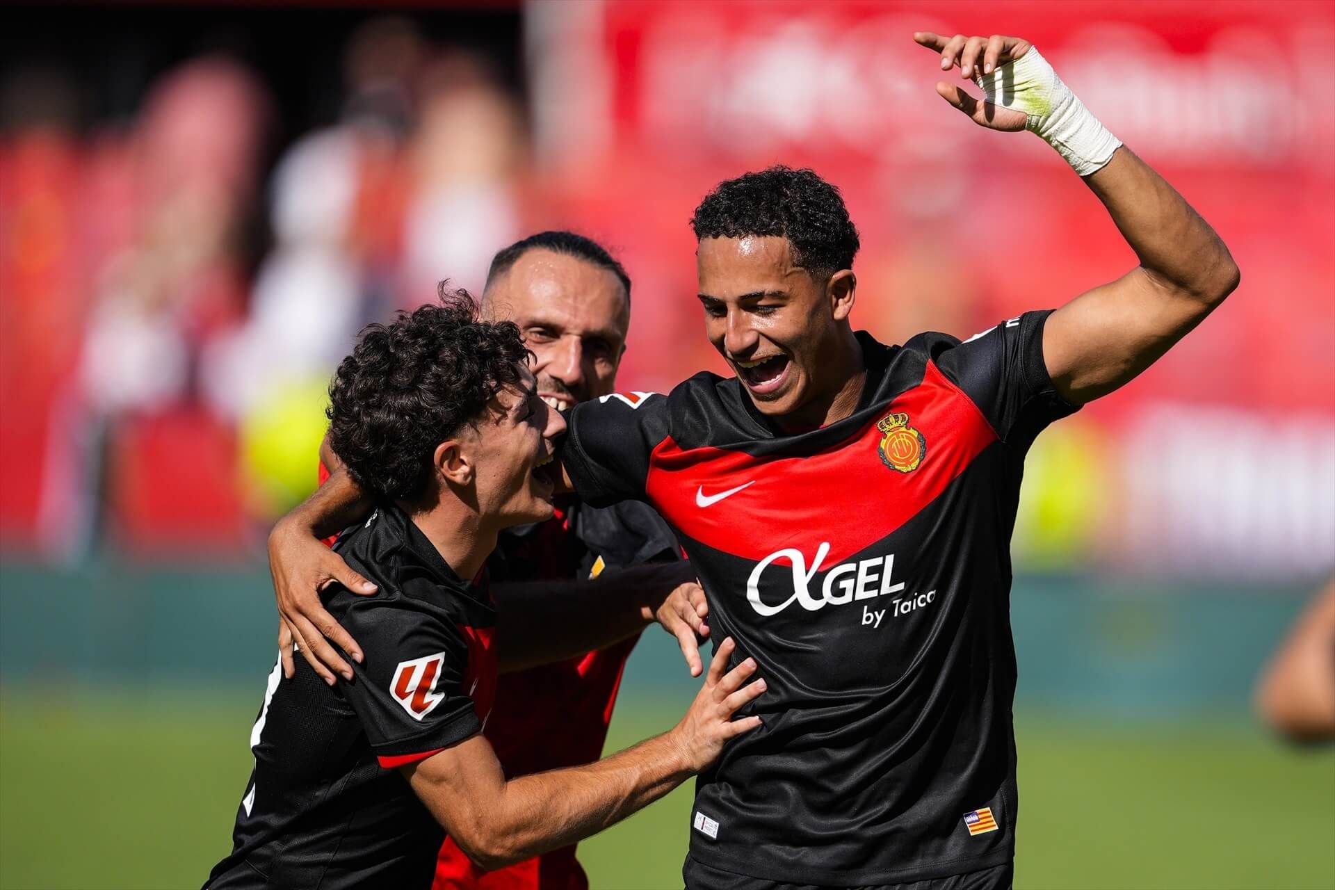  Mateo Joseph, celebrando uno de sus tantos ante el Sevilla.