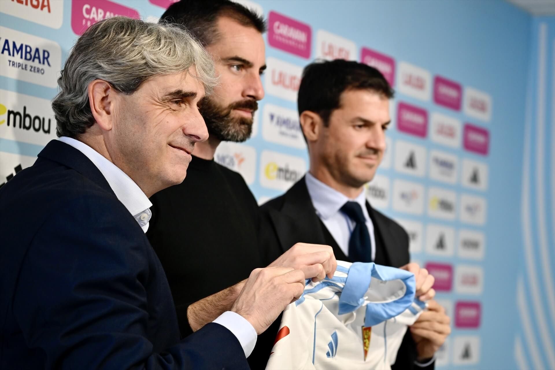  Txema Indias y Fernando López, junto a Rubén Sellés en el Real Zaragoza