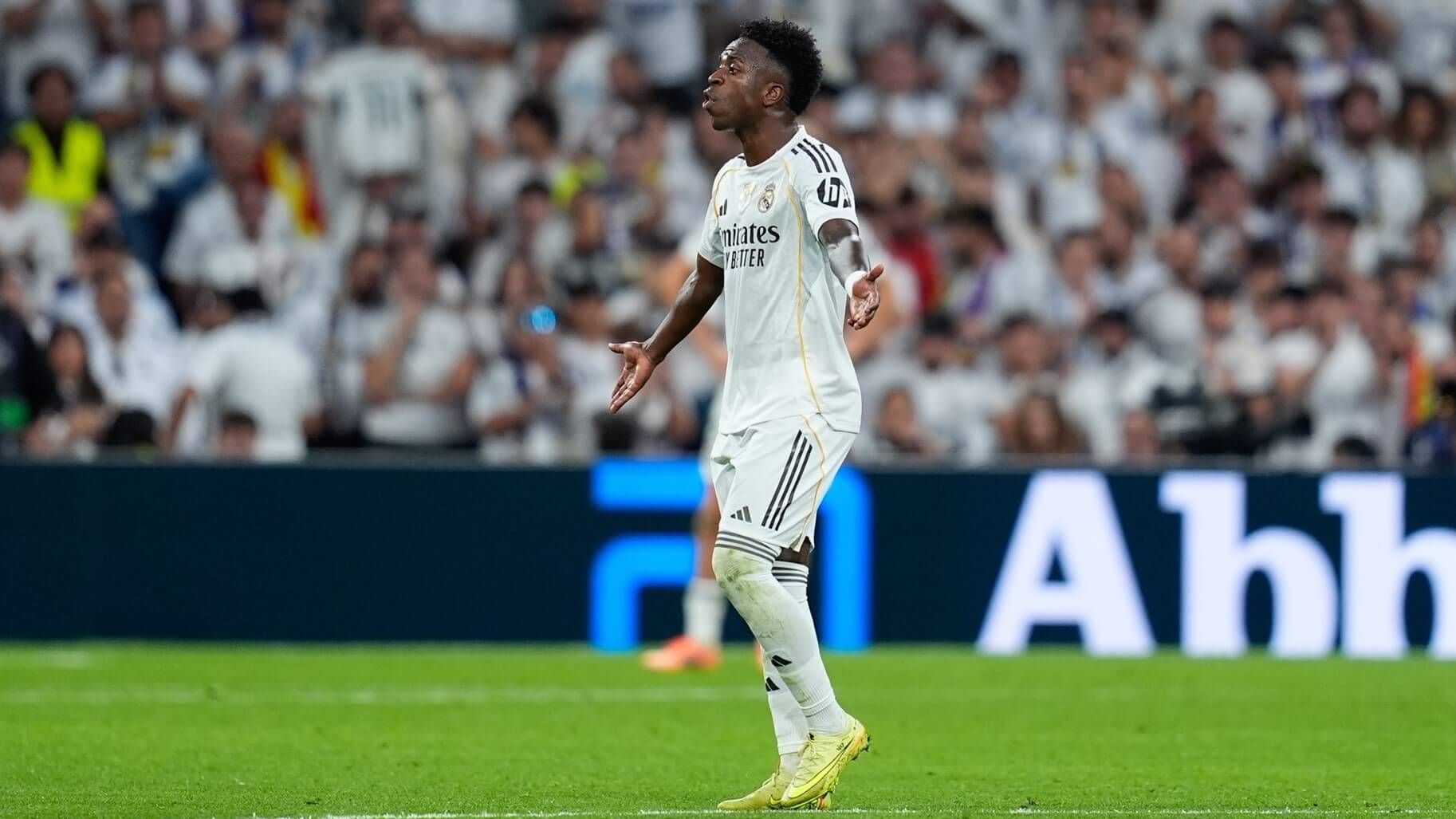 Vinicius Júnior, enfadado al ser sustituido en El Clásico.