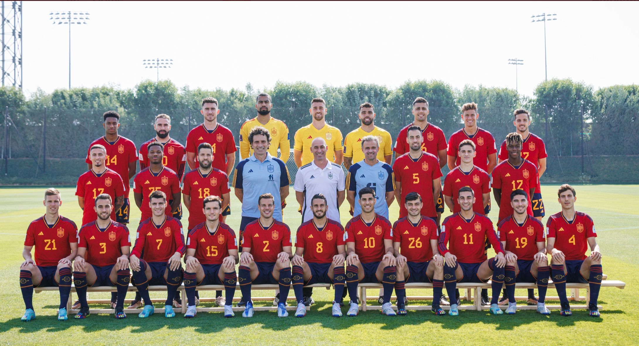  Foto oficial España para el Mundial de Qatar con Hugo Guillamón.