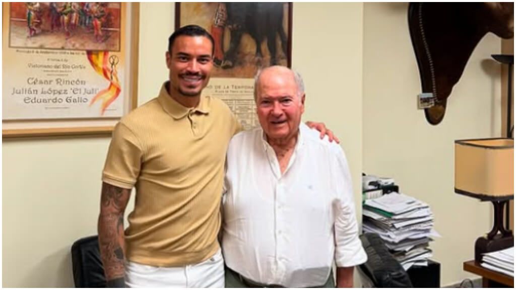 Raúl de Tomás, en 'Ganadería de Tomás'. (@ganaderia_de_tomas)