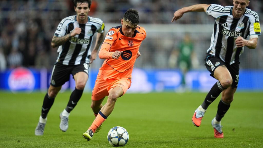  Pedri González en el partido ante el Newcastle