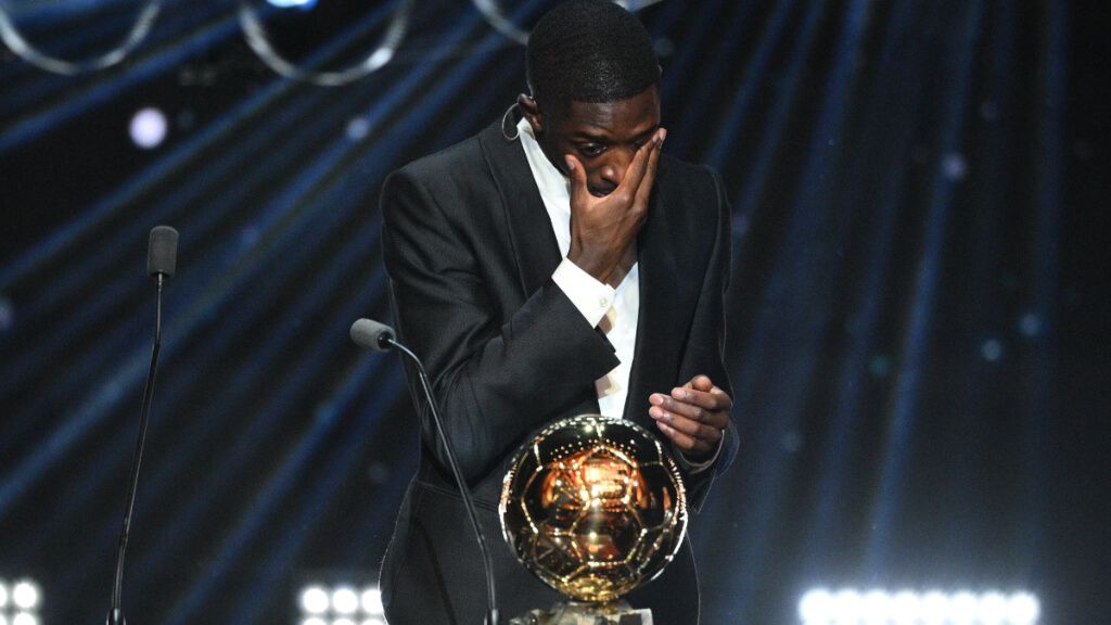  Dembélé llorando en la gala del Balón de Oro (Redes Sociales)
