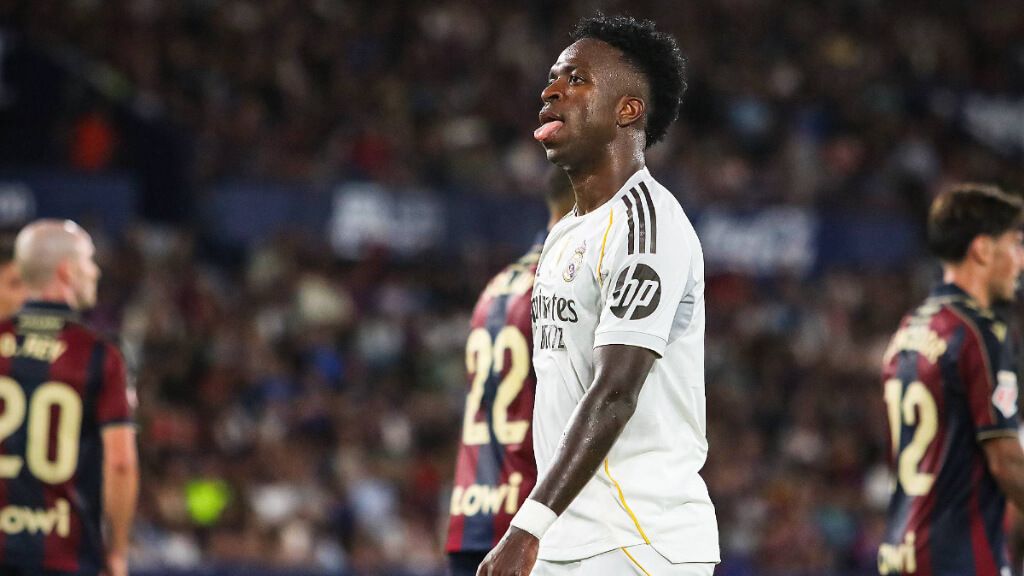  Vinicius recibió el elogio de Xabi Alonso tras el Levante UD-Real Madrid (foto: Cordon Press)