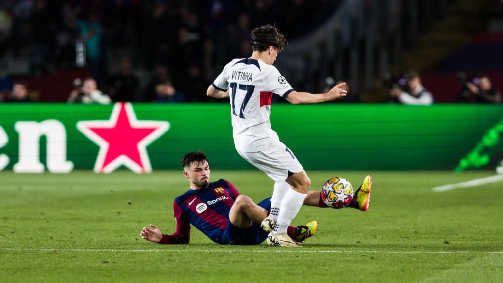  Pedri contra Vitinha (Europa Press)