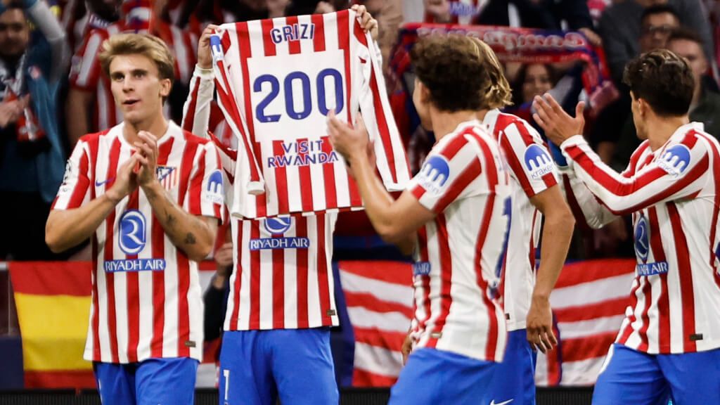  Antoine Griezmann celebra su gol 200 con el Atleti