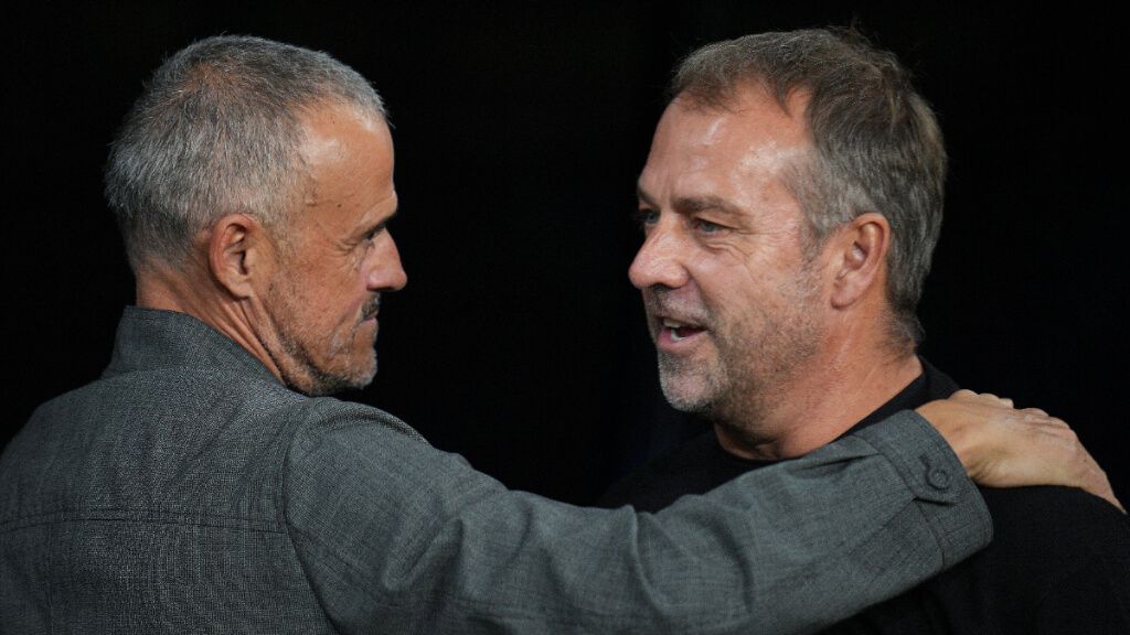 Luis Enrique y Hansi Flick en el Barça-PSG (Cordon Press)