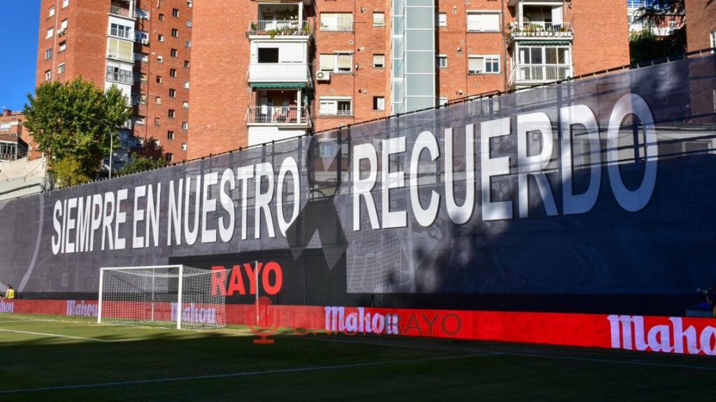  La lona del Estadio de Vallecas (Union Rayo)