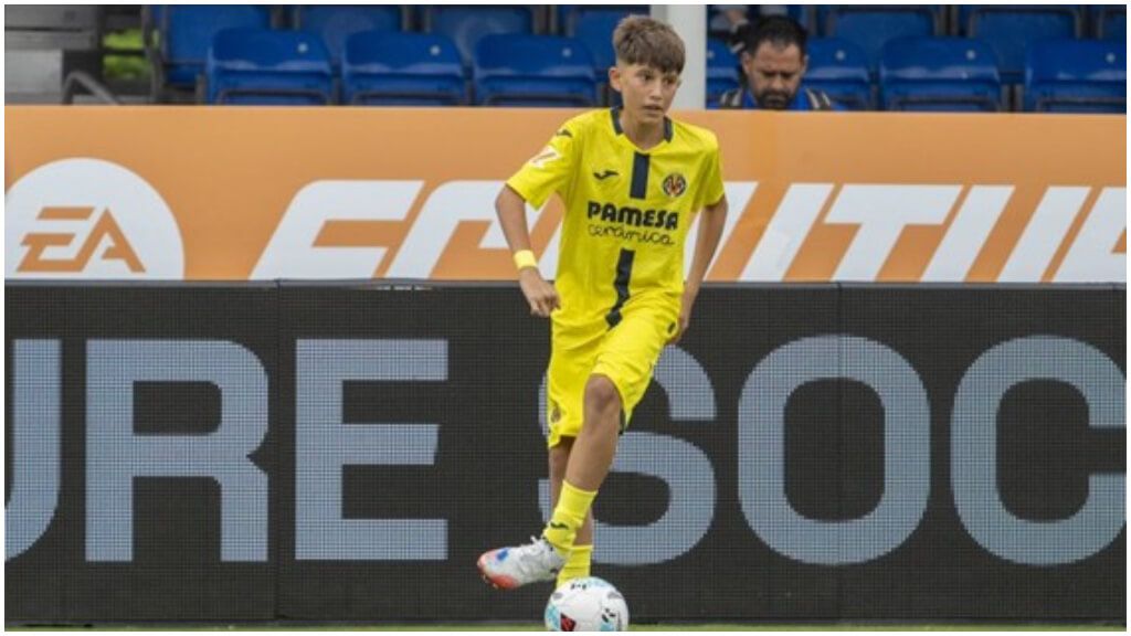 Thiago Reina con el Villarreal en el IX LALIGA FC Futures.