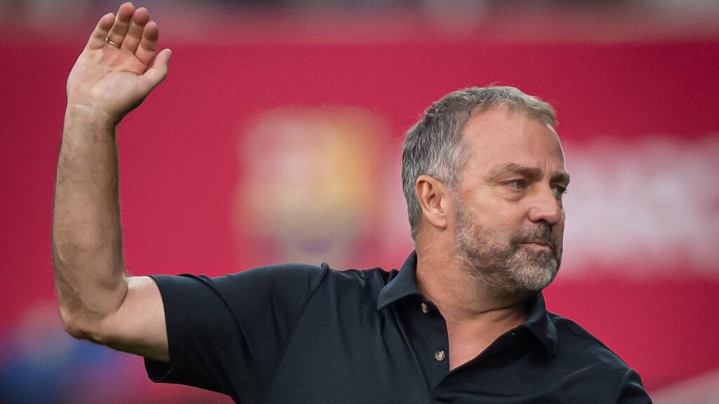  Hansi Flick protestando en el FC Barcelona - Girona (Cordon Press)