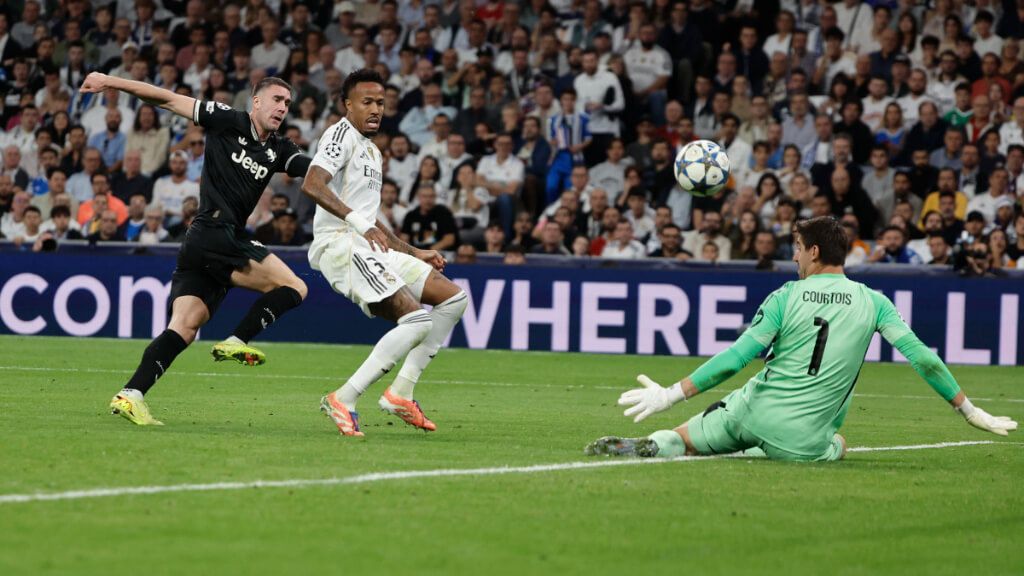  La parada de Courtois con la que salvó al Real Madrid (EFE)