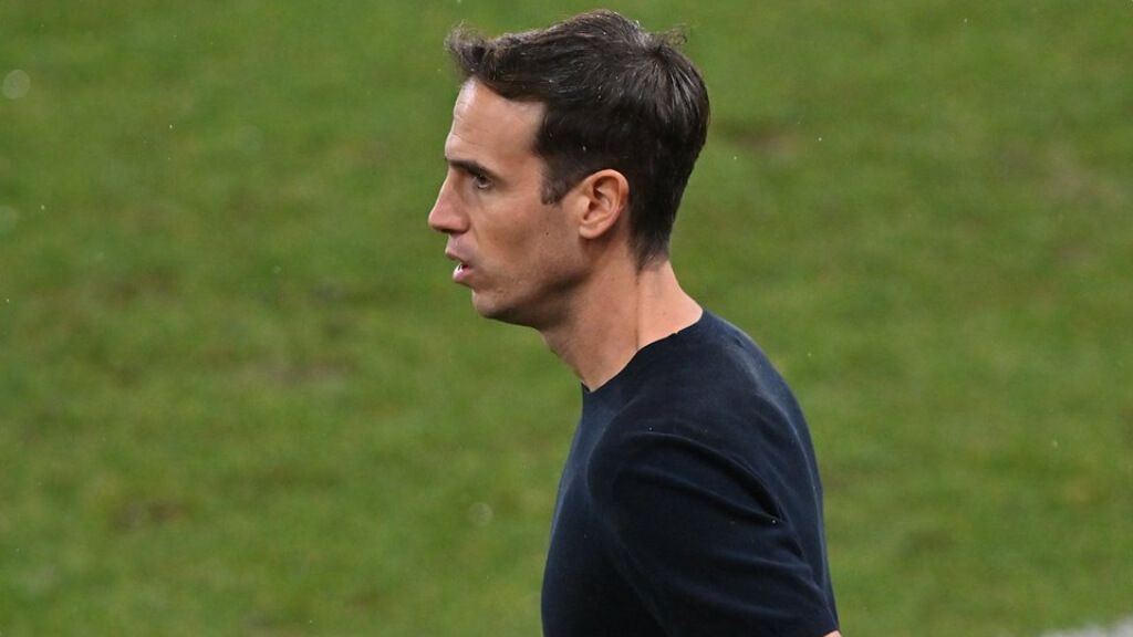  Iñigo Pérez ante el Häcken (Rayo Vallecano)