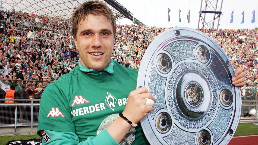 Ivan Klasnic con la copa de la Bundesliga con el Werder Bremen (Cordon Press)