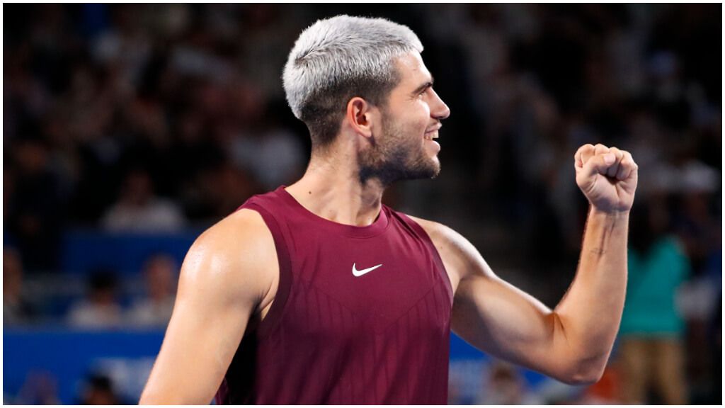 Carlos Alcaraz pasa a cuartos en Tokio. (EFE)