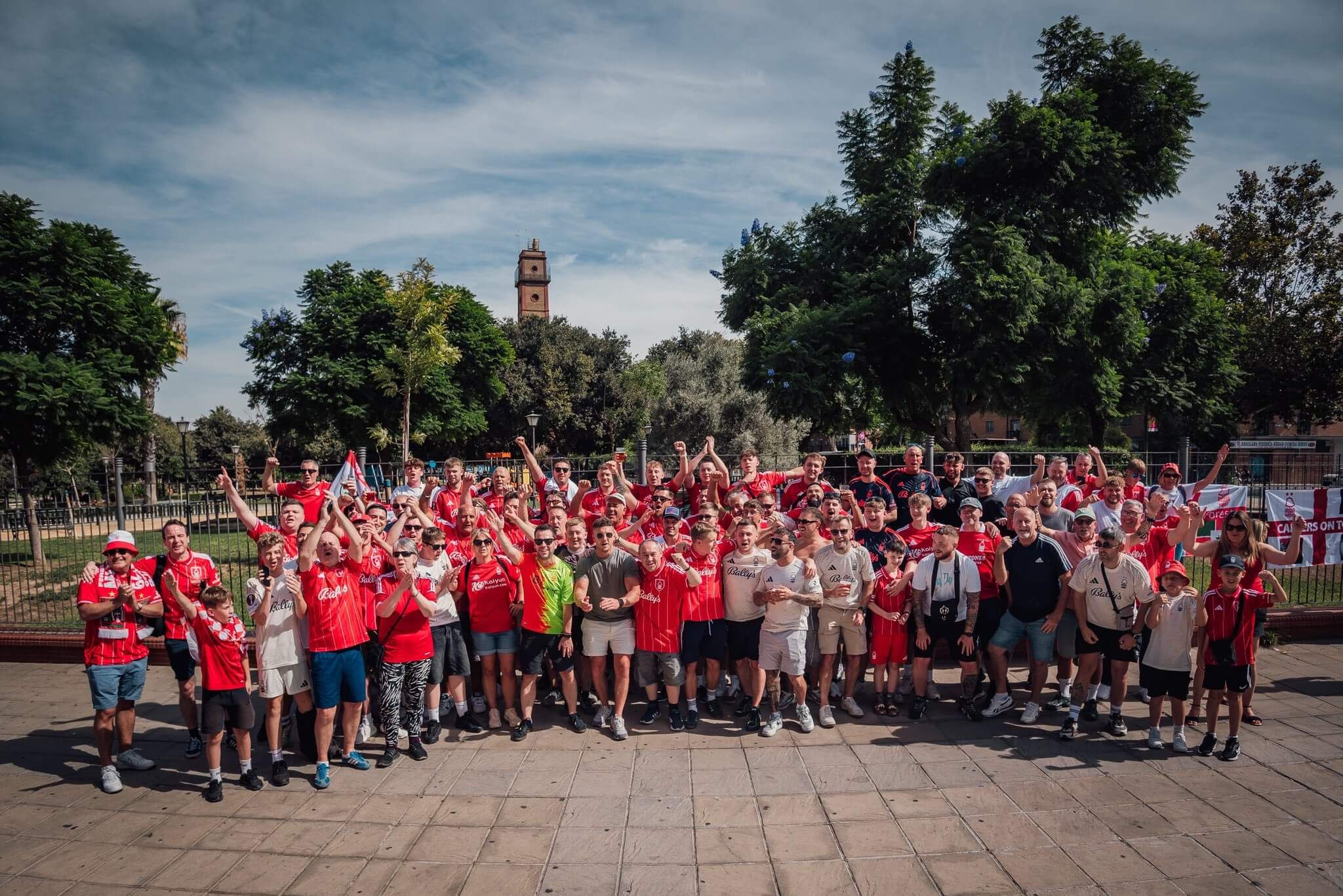  La afición del Nottingham Forest en Sevilla