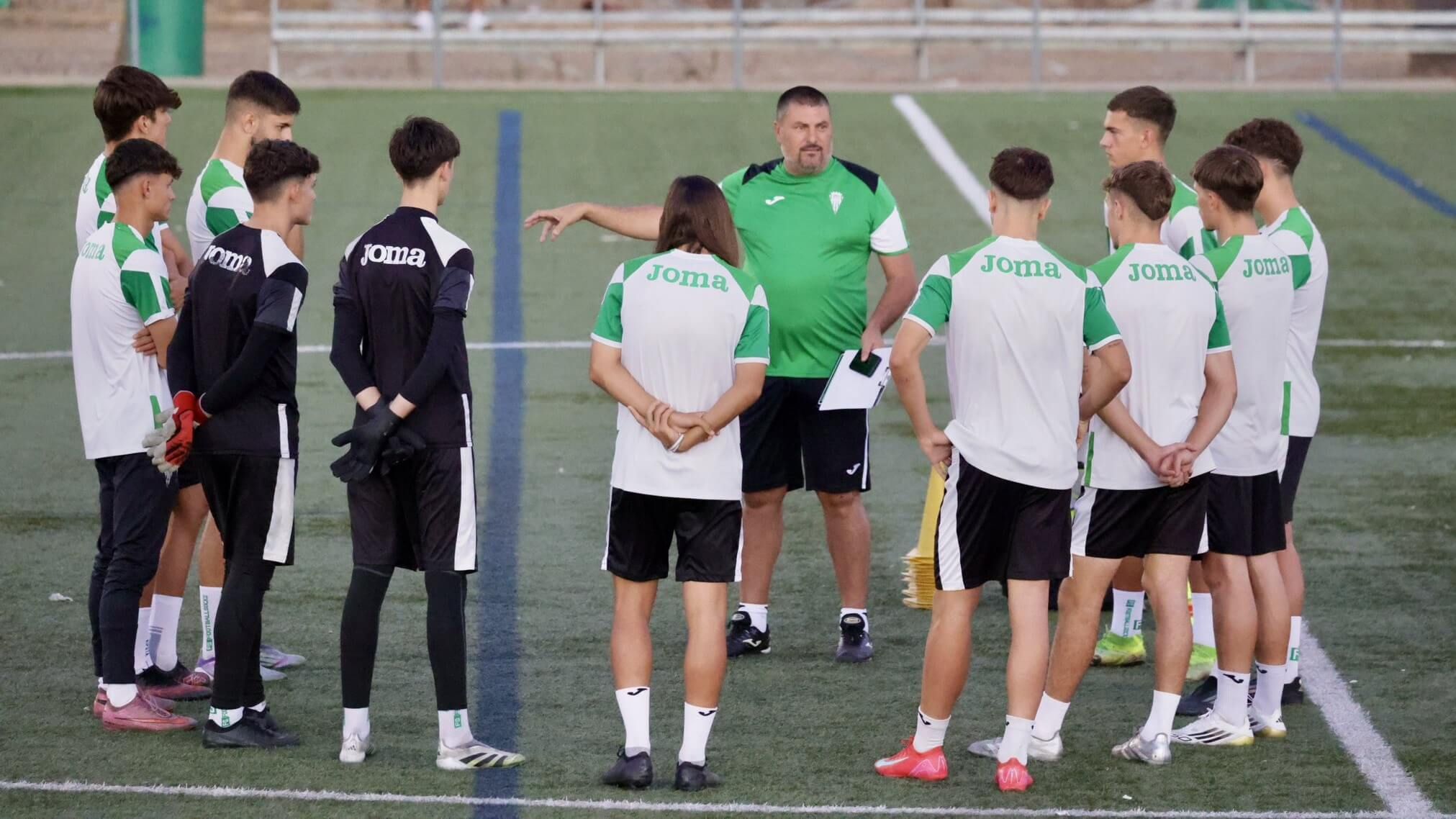  Diego Tristán, nuevo entrenador de delanteros de la cantera del Córdoba CF.